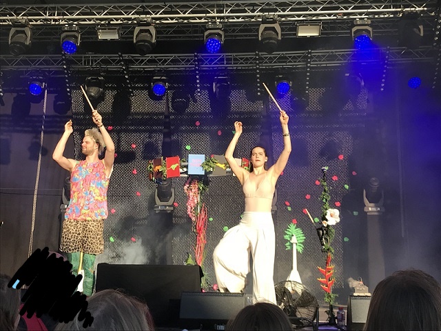 Sofi Tukker zum Kosmonaut 2018.